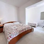 Scheich Pensjonat 3*