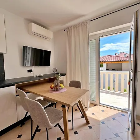 Guest house Apartments Scheich 3*